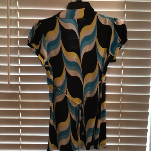 Top - Picture 3 of 5